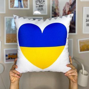 Декоративна подушка з габардину з принтом &laquo;З Україною в серці&raquo;, 40&times;40 см 4P_22U008 фото