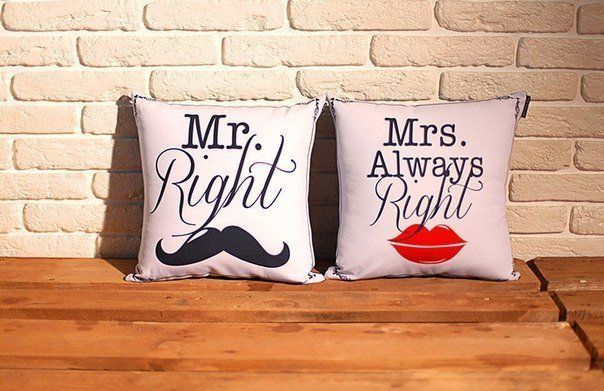Декоративна наволочка з габардину з принтом &laquo;Mrs. Always Right&raquo;, 50&times;50 см 5N_LP362 фото