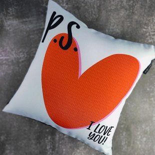 Декоративна подушка з габардину з романтичним написом &laquo;P.S. I love you&raquo;, 40&times;40 см 4P_21L024 фото
