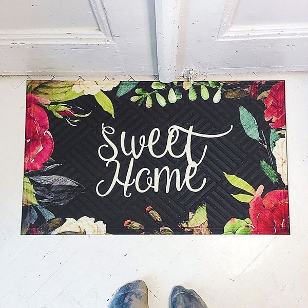 Придверний килимок з принтом з принтом &laquo;Sweet home&raquo; з декоративним друком, 45&times;75&times;0.4 см KOV_20S008 фото