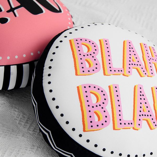 Кругла декоративна подушка з принтом &laquo;Blah Blah&raquo; PP_JOY004 фото